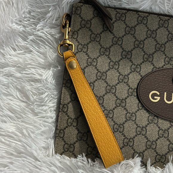Gucci Neo Vintage GG Supreme Pouch EUC - Picture 5 of 10